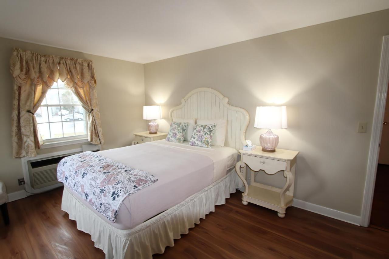 Colonial Inn Seekonk Exterior photo
